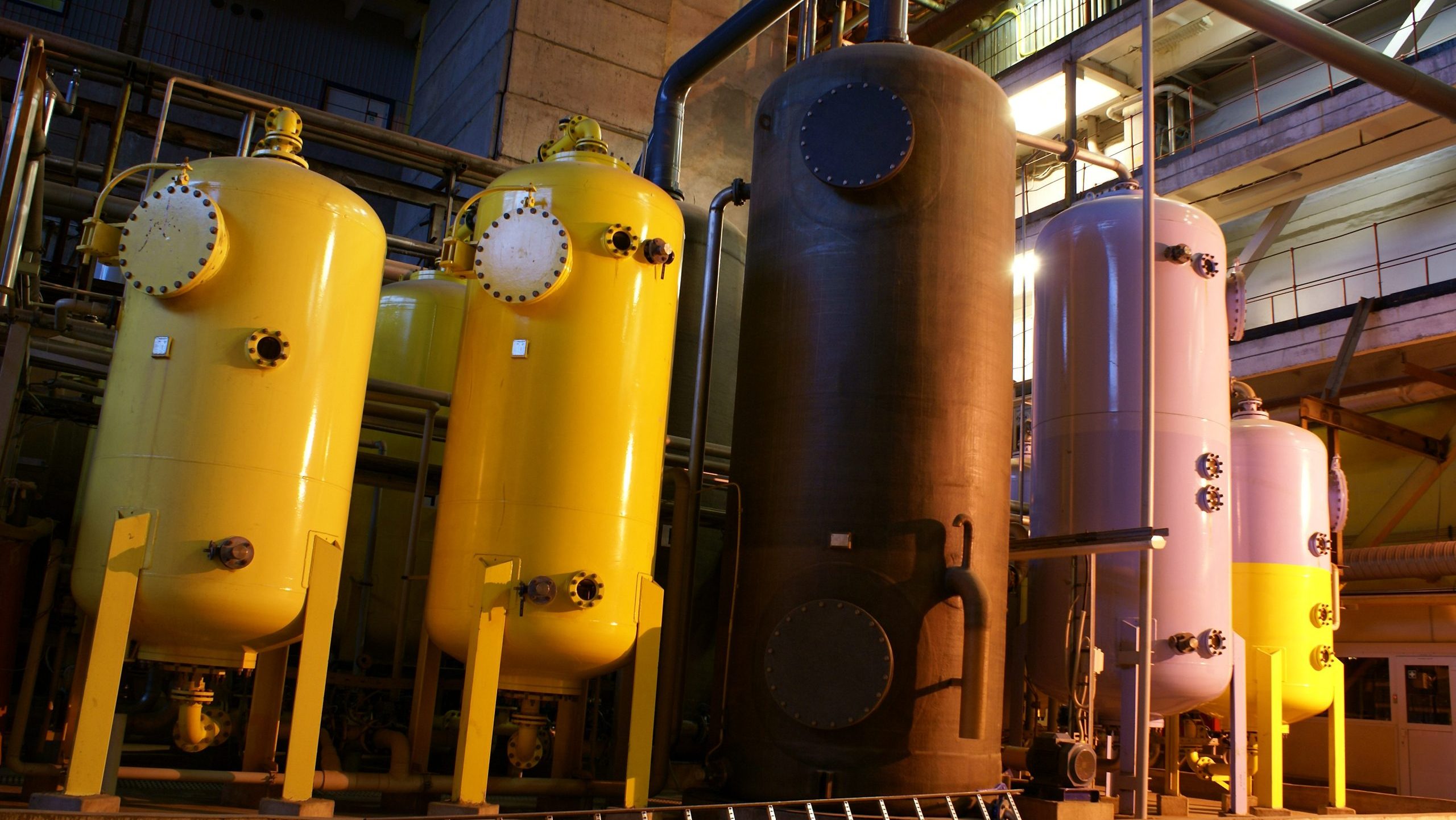 tanks-of-water-treatment-at-a-power-plant-2025-10-16-14-35-28-utc